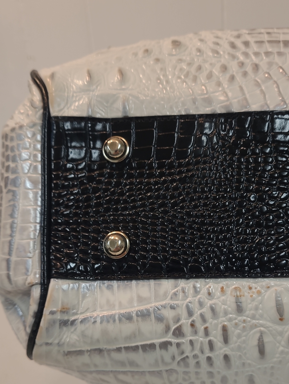 Brahmin White/Silver Croc-Embossed Hobo Satchel with Brown/Black/Gold Tone Trim - Picture 7 of 16